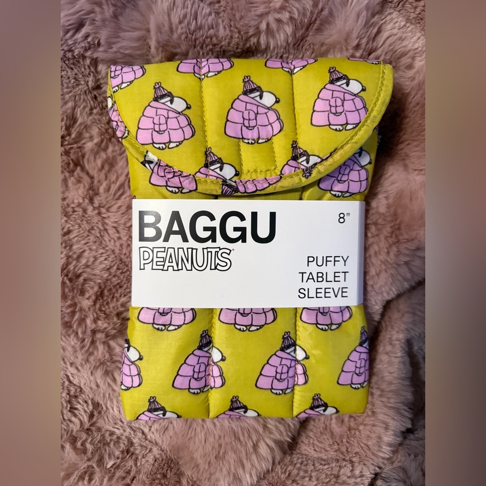 BAGGU Peanuts Puffy Tablet Sleeve